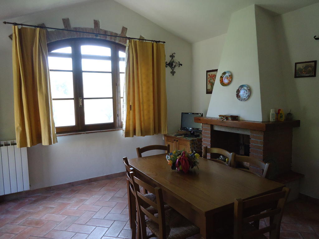 Il Borgo Di Montereggi Villa Limite Phòng bức ảnh